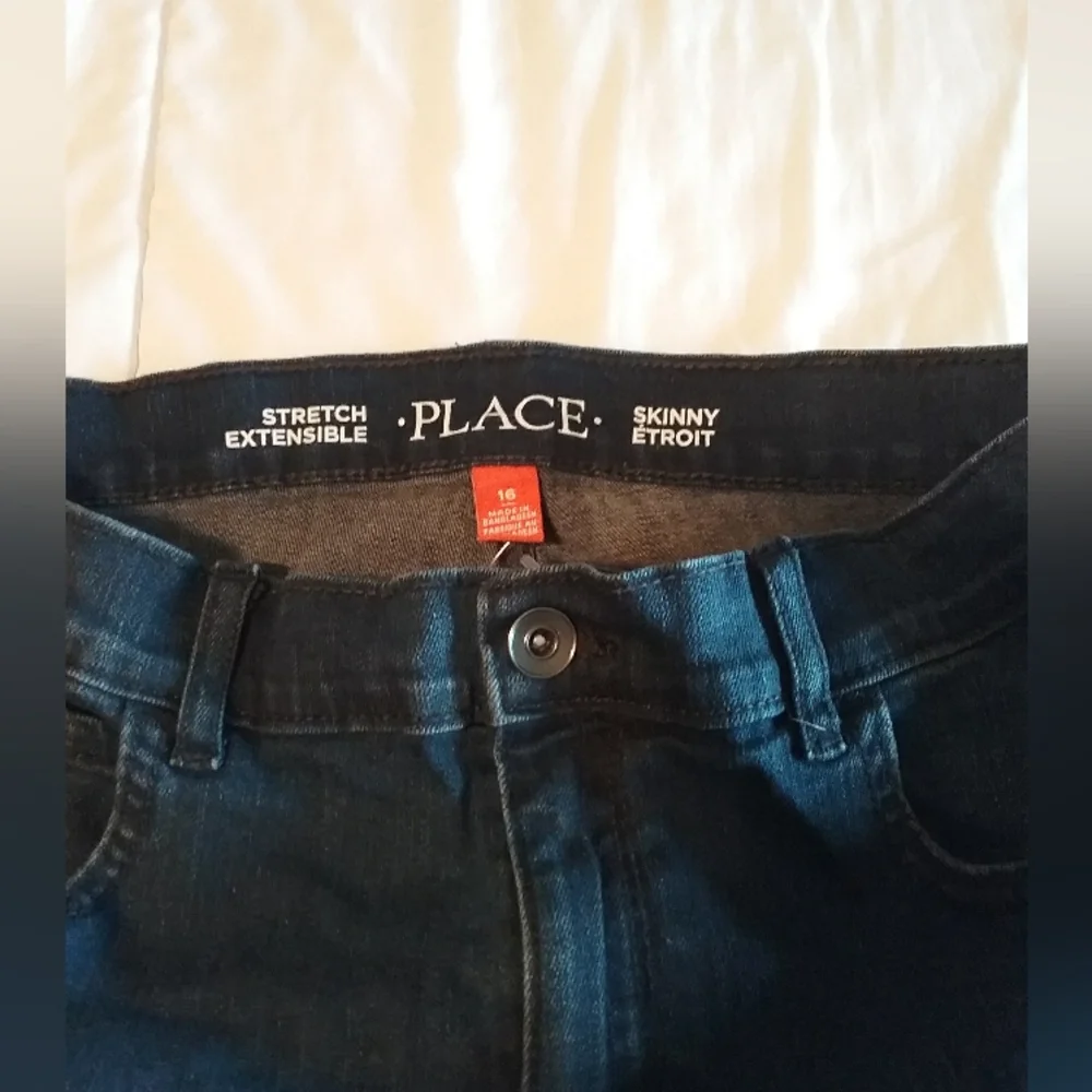 Place - Picture 2 of 4